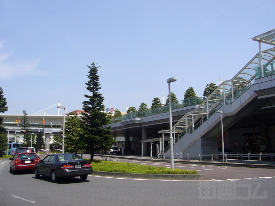 JRさいたま新都心駅前