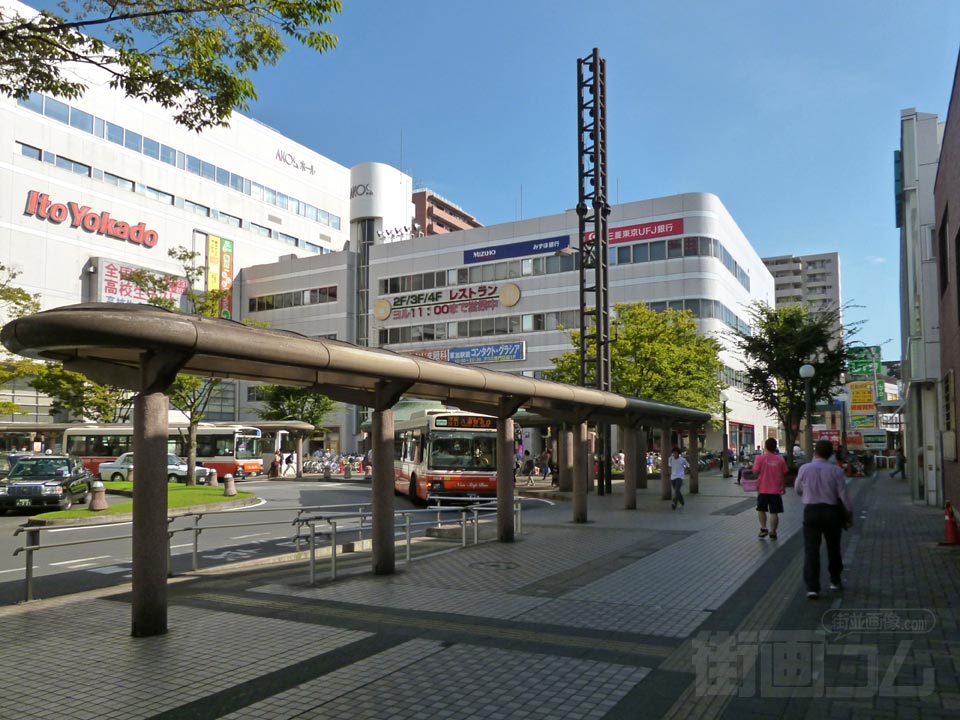 東武草加駅東口前