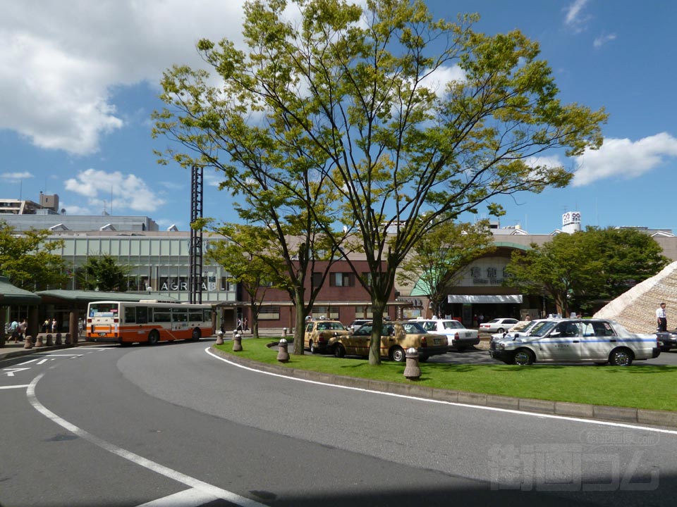 東武草加駅東口前