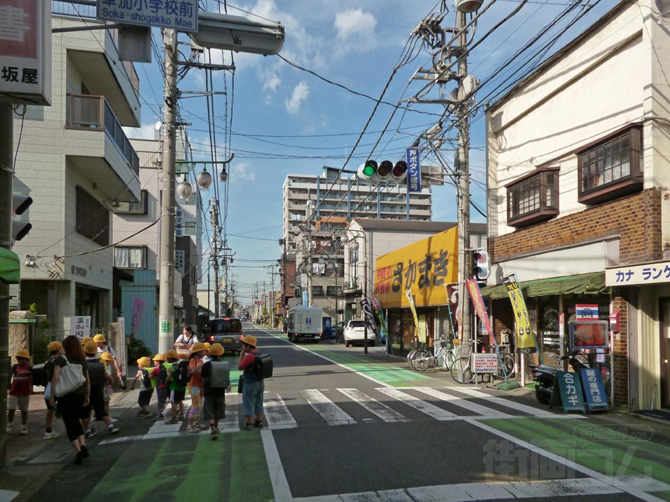 草加宿本通り商店街(住吉商店街)