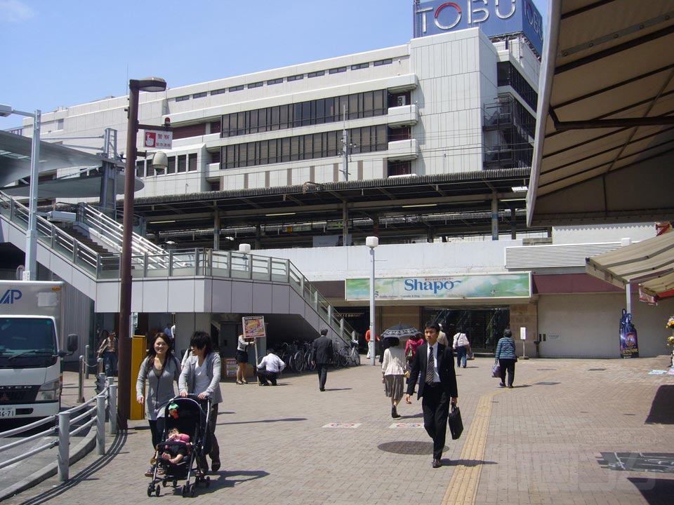 JR・東武船橋駅南口前