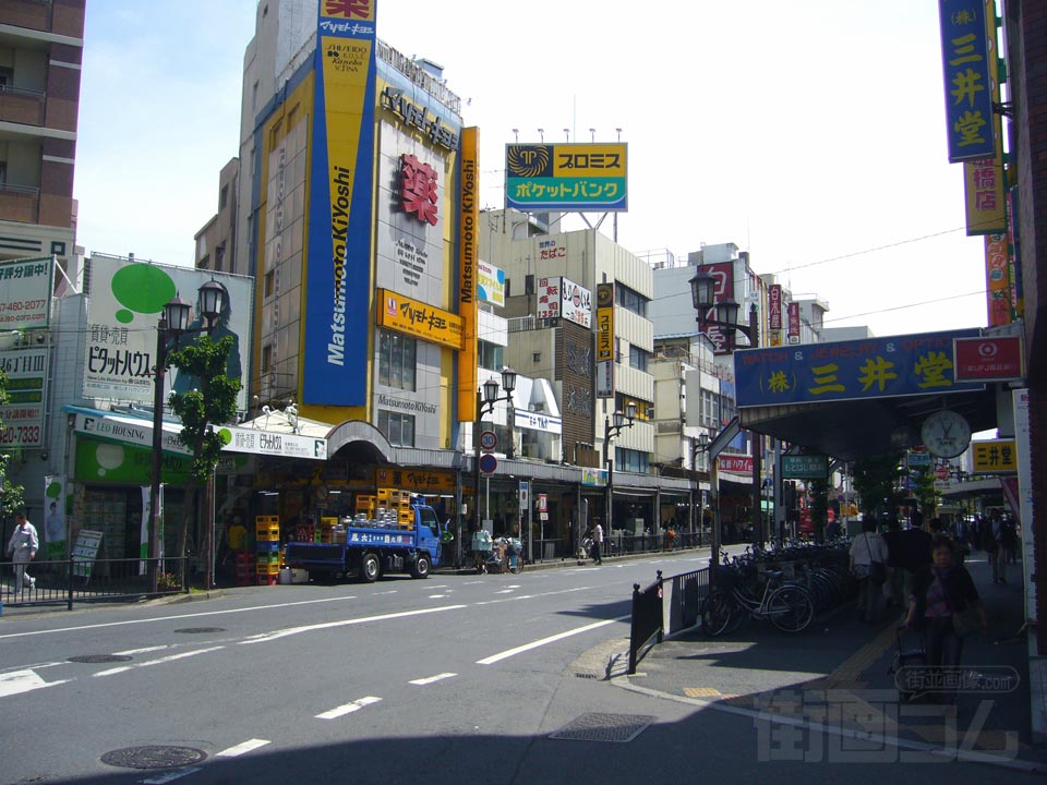船橋駅前通り
