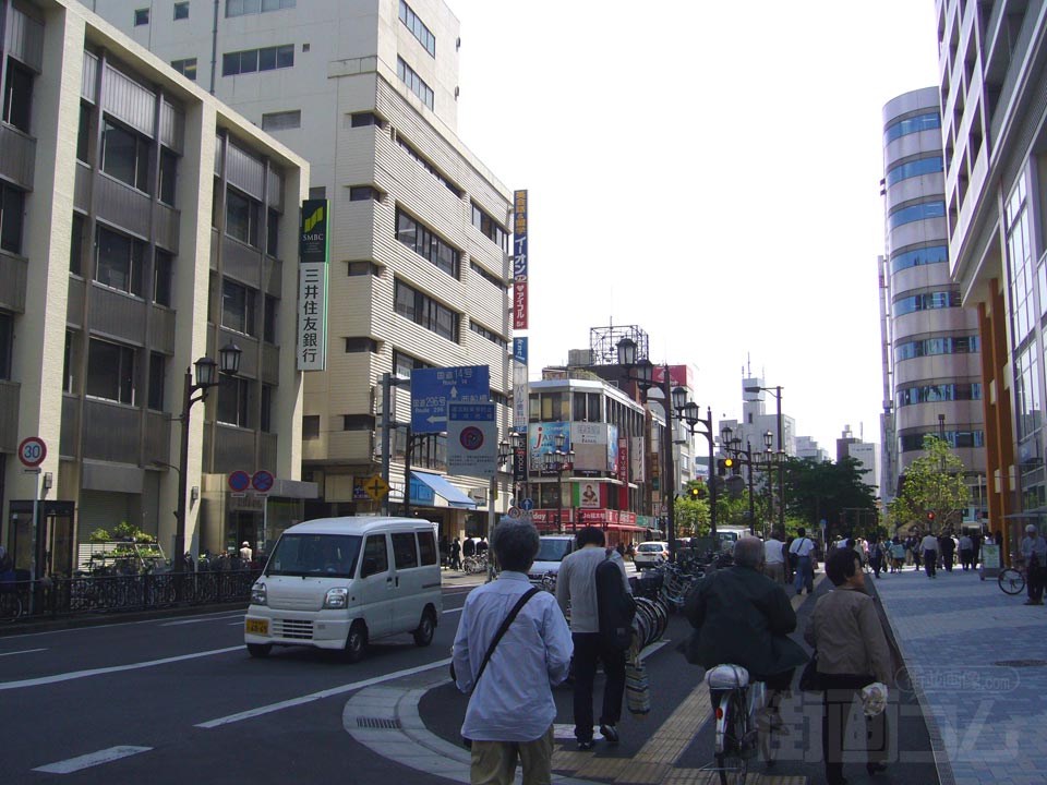 船橋駅前通り