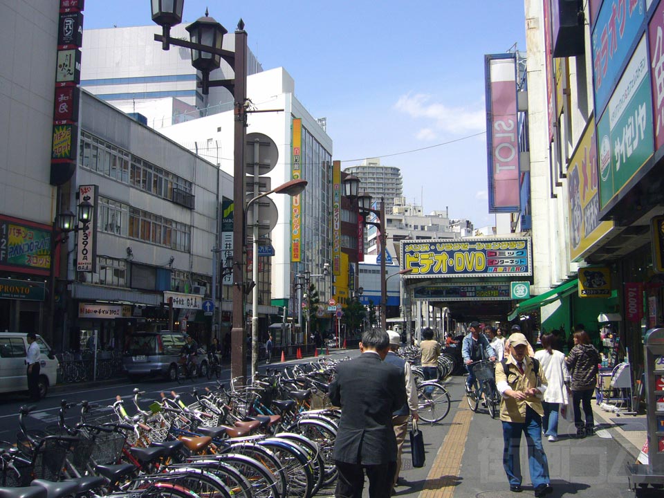 船橋駅前通り