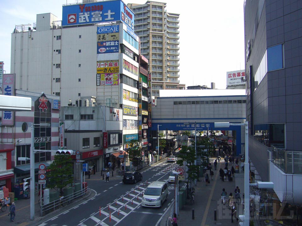 船橋駅前通り