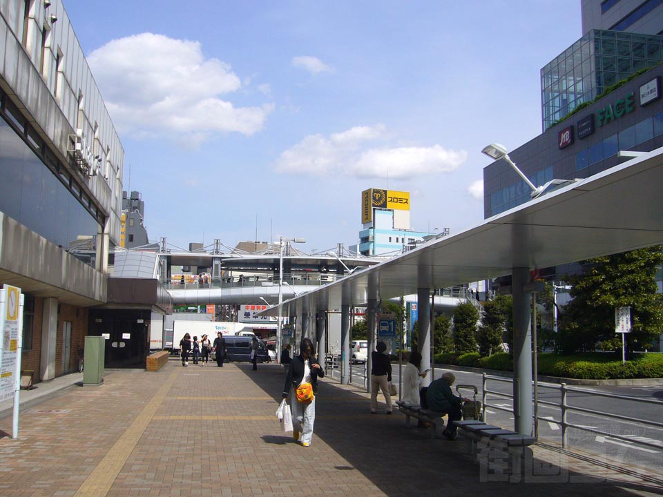 JR・東武船橋駅南口前