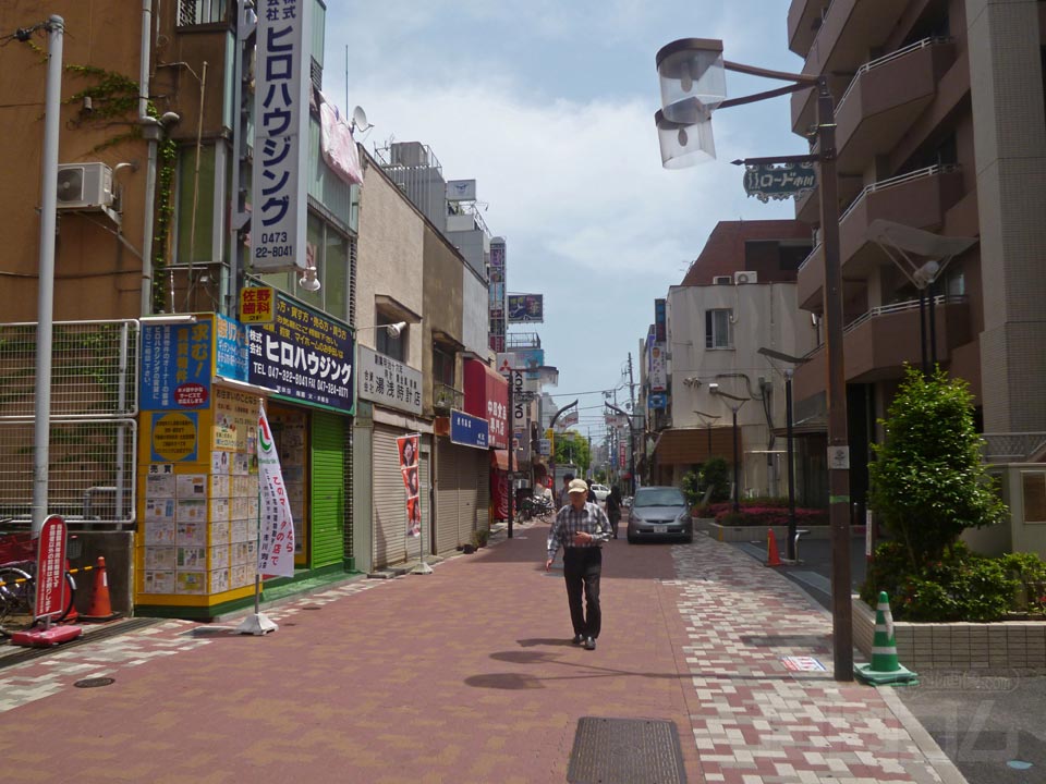 アイアイロード市川