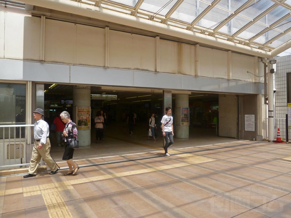 JR市川駅南口