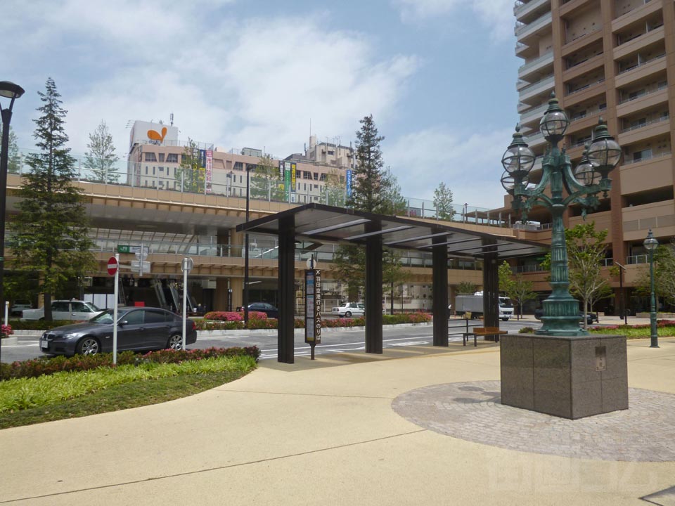 JR市川駅南口前