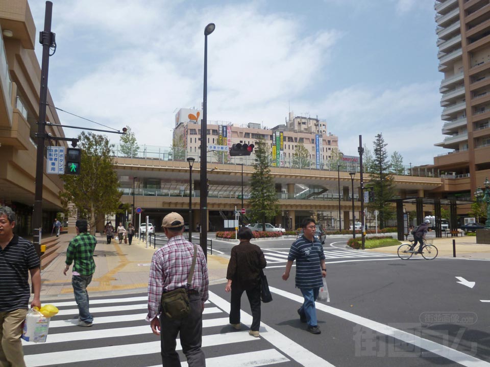 JR市川駅南口前