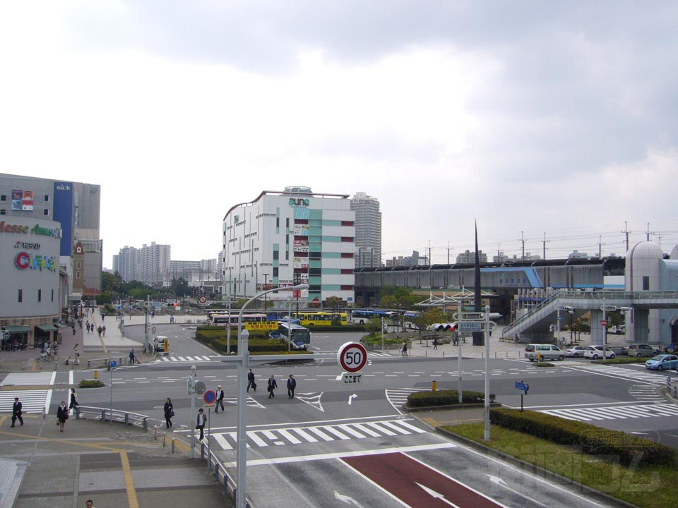 海浜幕張駅北口交差点