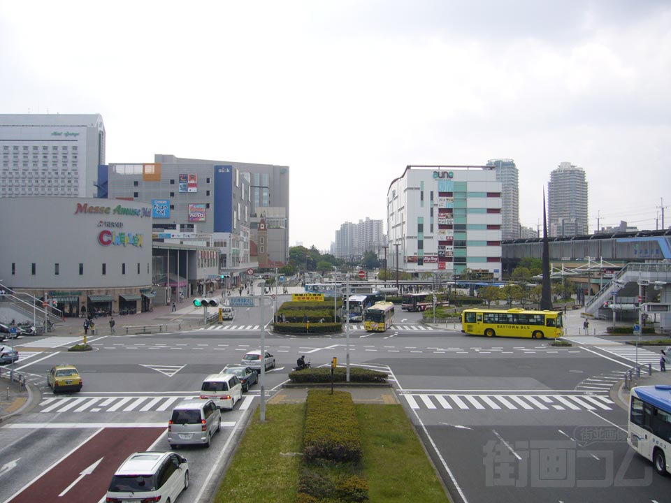 海浜幕張駅北口交差点