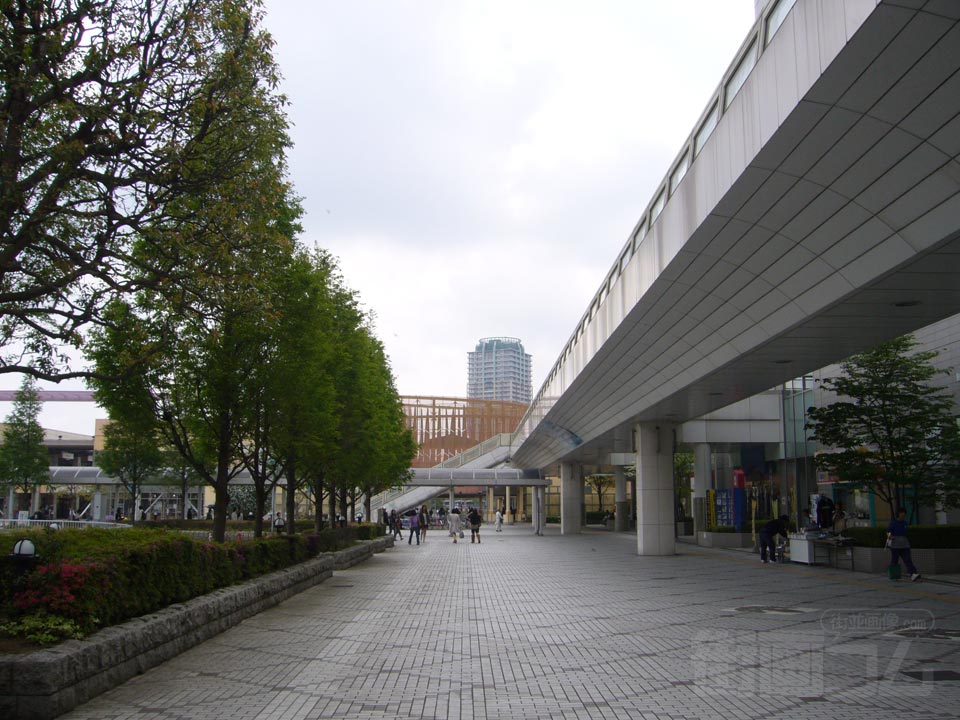 JR海浜幕張駅南口