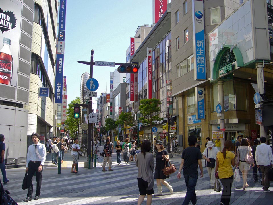柏駅前スクランブル交差点写真画像