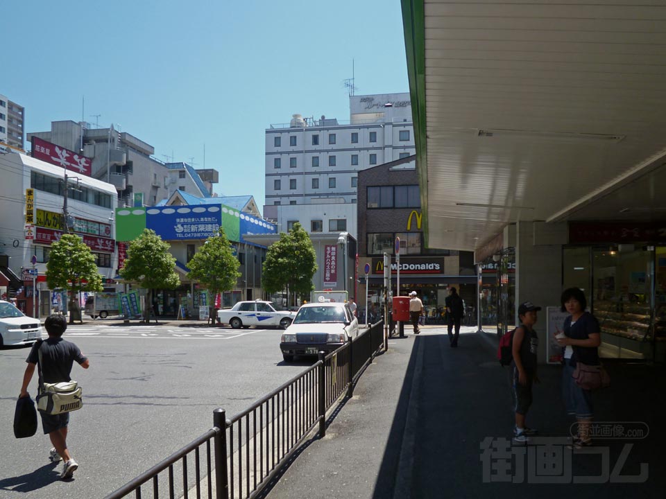 JR北松戸駅東口前