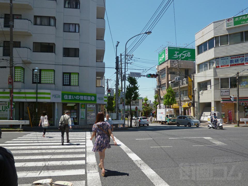 北松戸駅前交差点