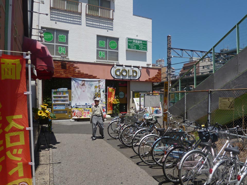 JR北松戸駅西口前