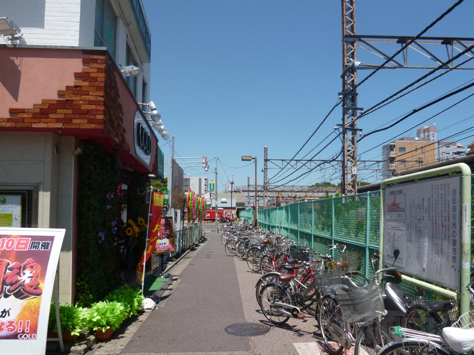 JR北松戸駅西口前