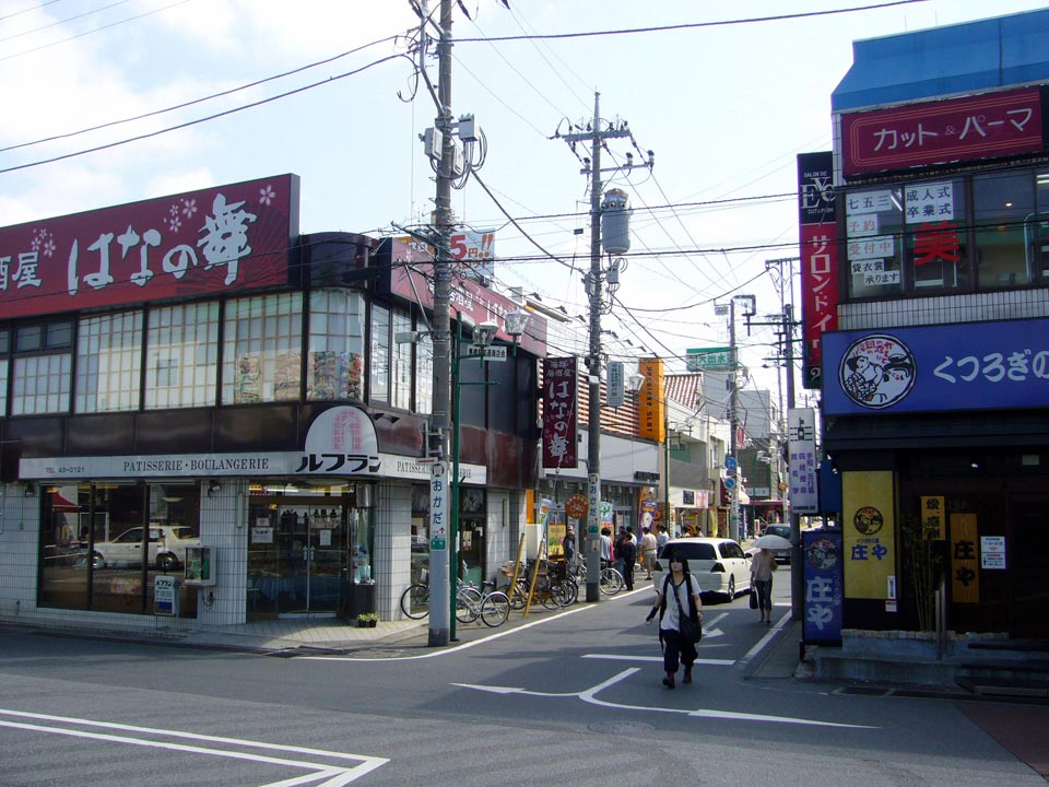 馬橋駅前通り写真画像