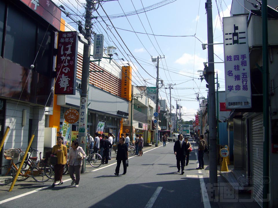 馬橋駅前通り写真画像