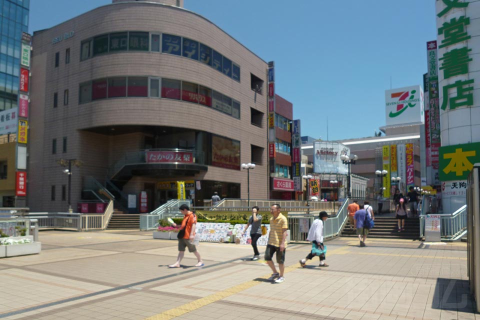 新京成電鉄・JR松戸駅東口前