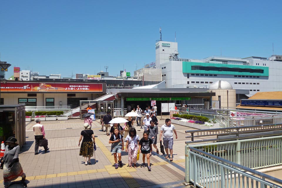 新京成電鉄・JR松戸駅東口前