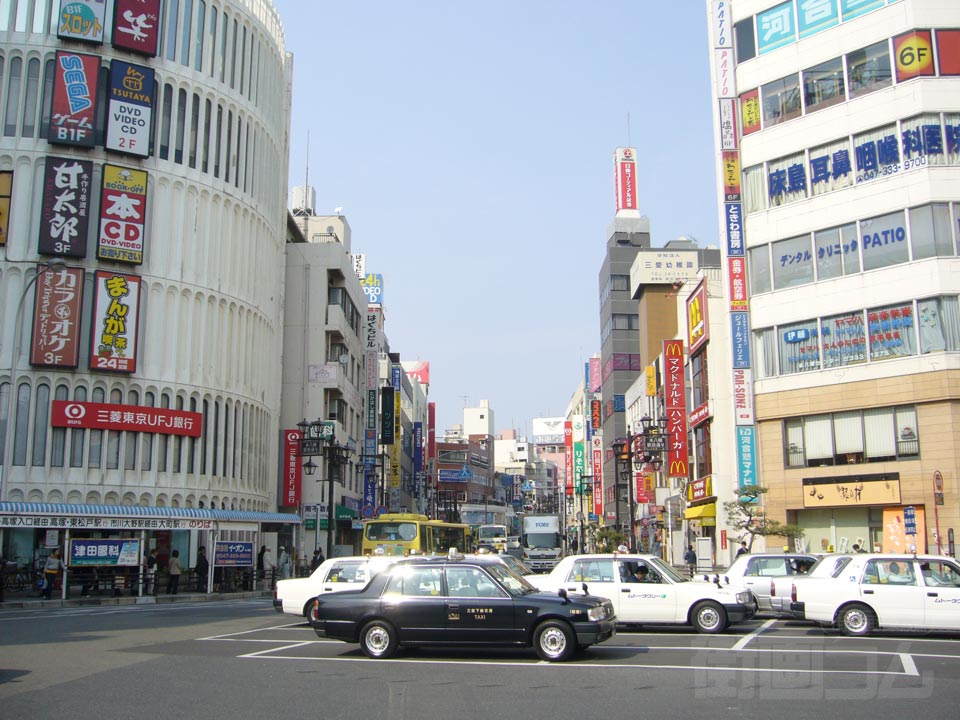 JR本八幡駅北口