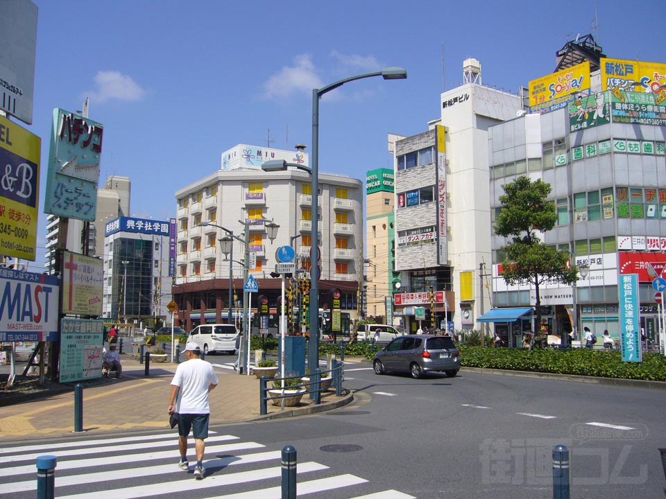 JR新松戸駅前