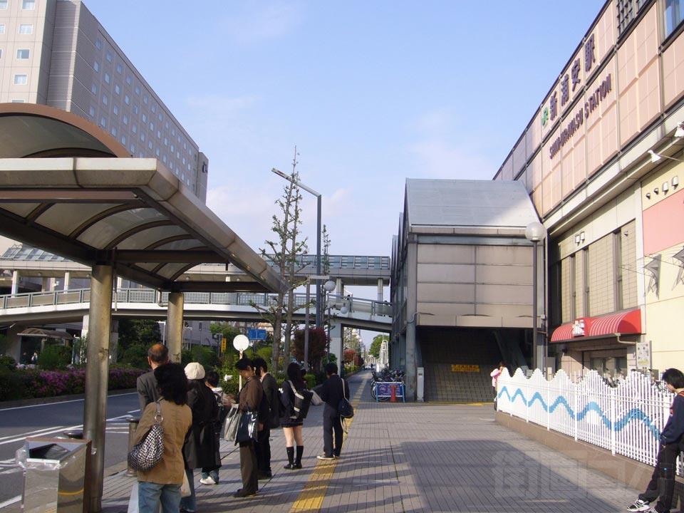 JR新浦安駅北口写真画像