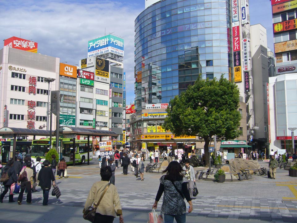 JR赤羽駅東口前