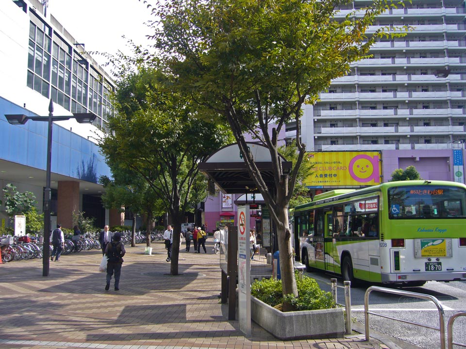 JR赤羽駅西口前