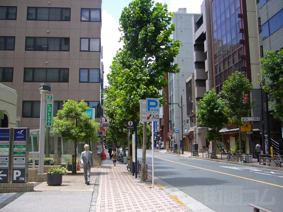 赤坂通り(都道413号線)