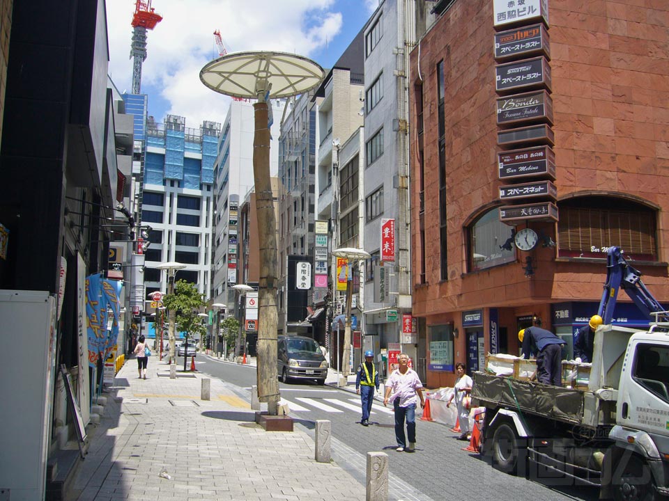 赤坂一ツ木通り商店街
