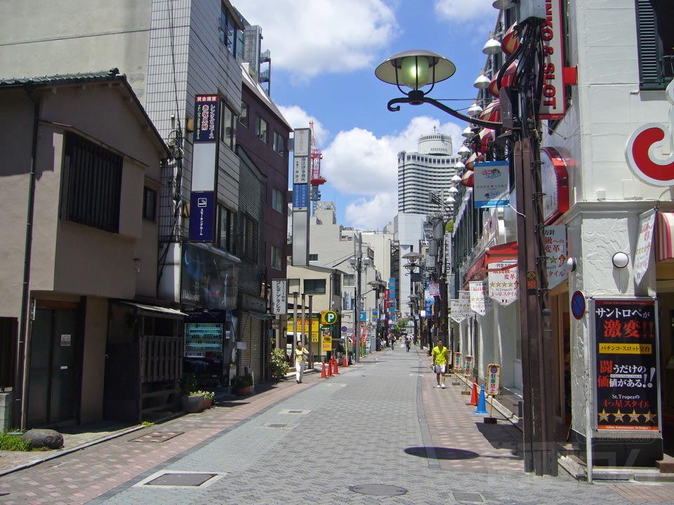 赤坂みすじ通り
