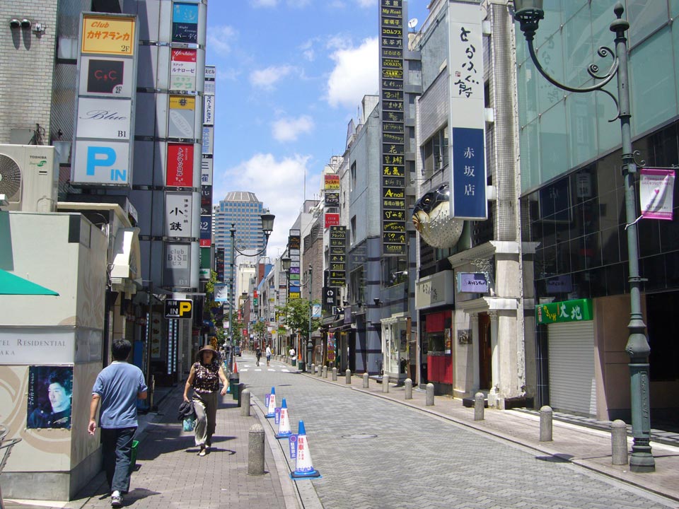 エスプラナード赤坂商店街