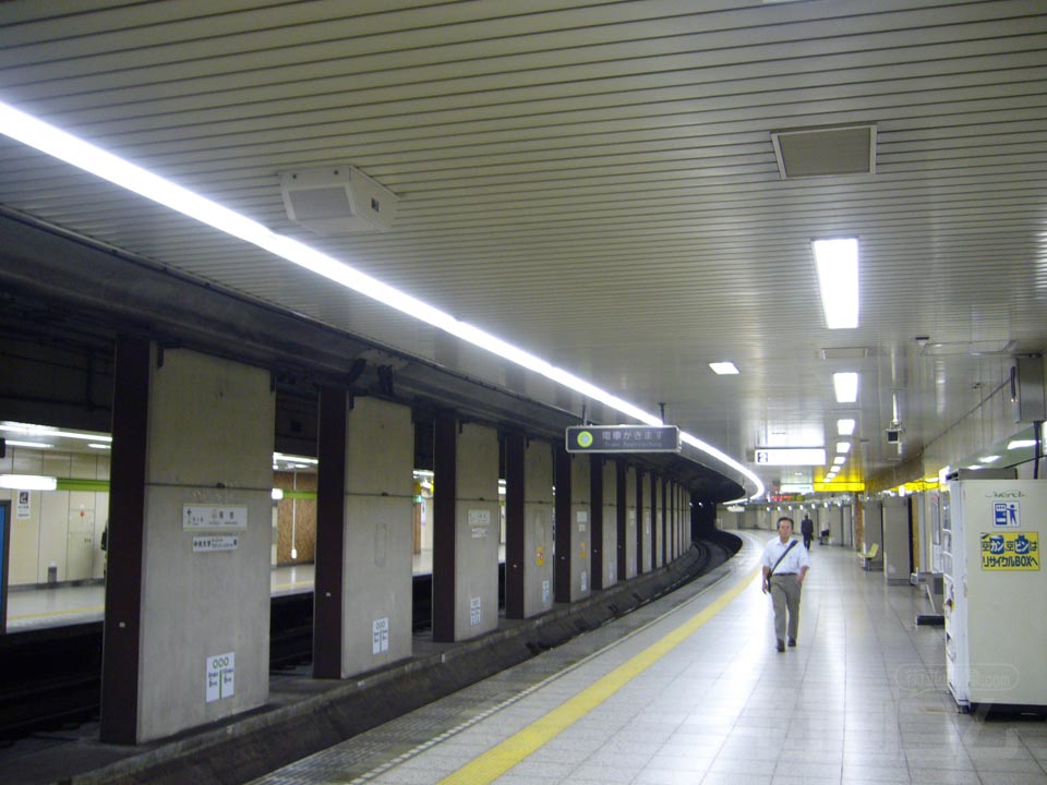 都営地下鉄曙橋駅写真画像