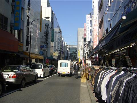 横山町大通り