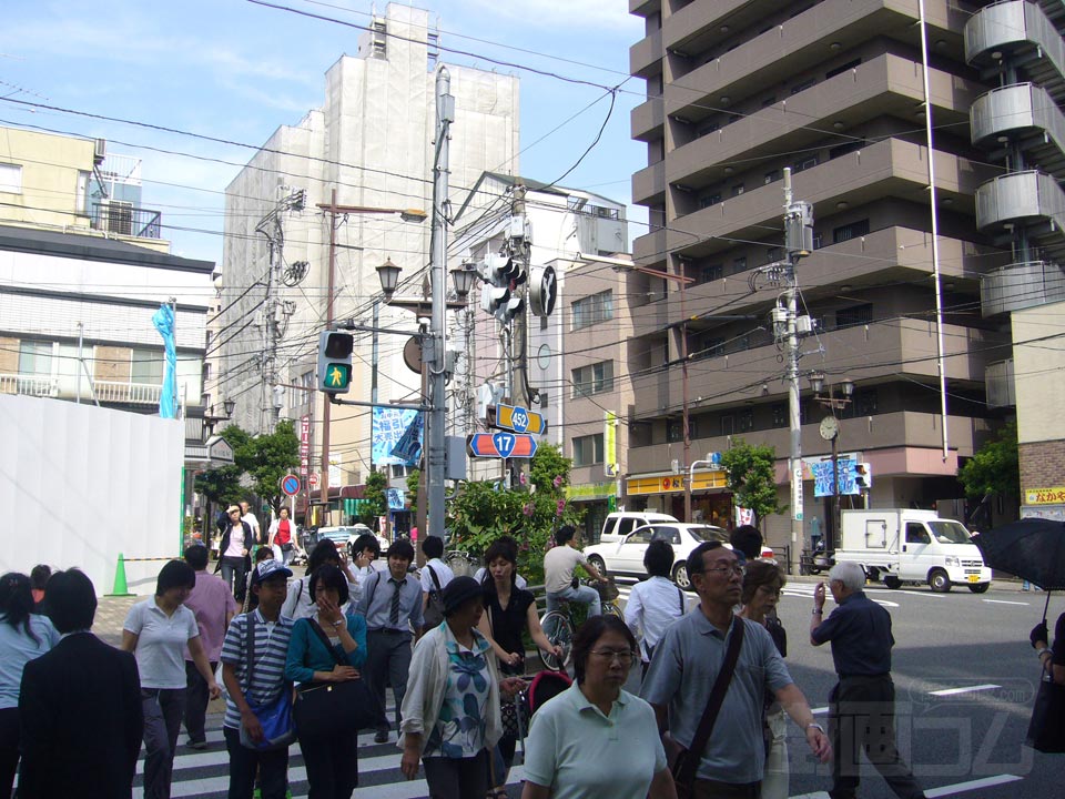 白山上交差点