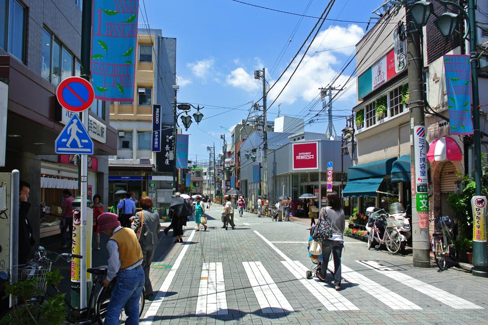 京王浜田山駅前