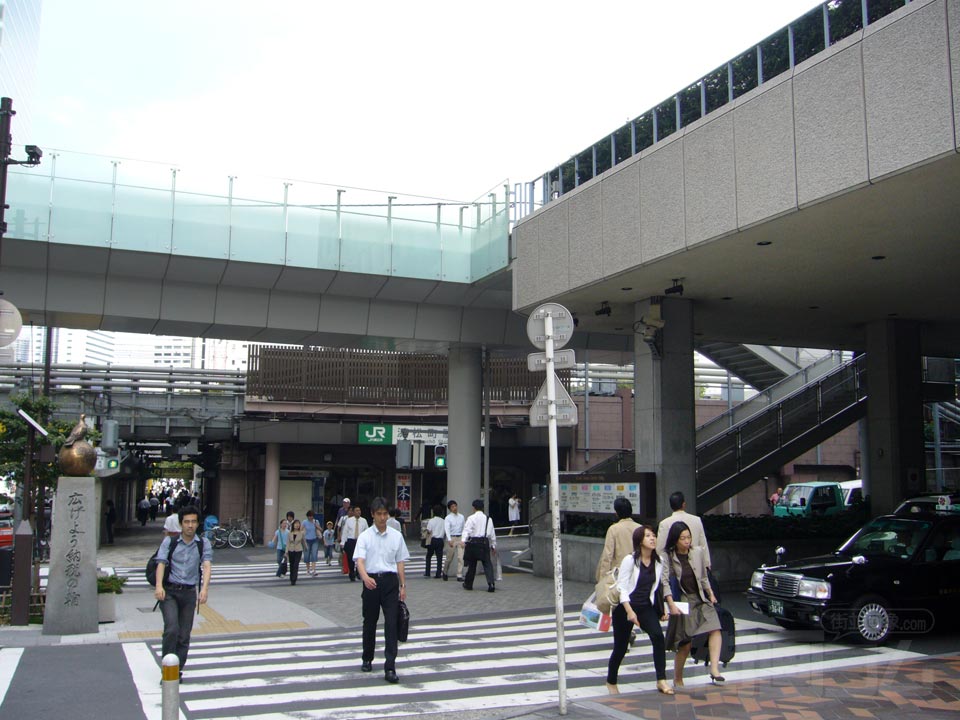 JR浜松町駅北口