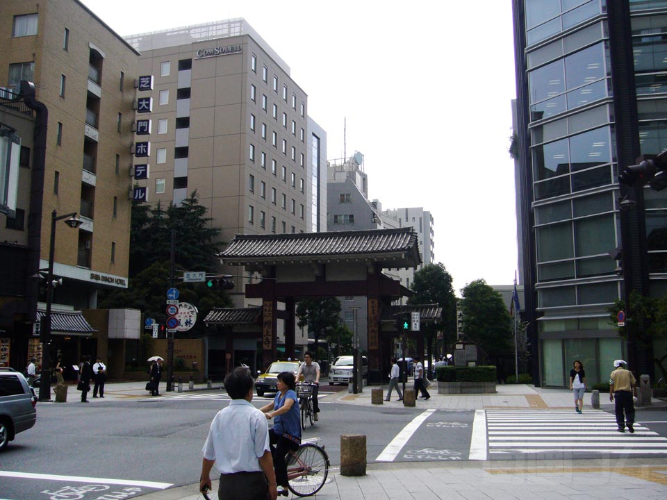 芝大門交差点