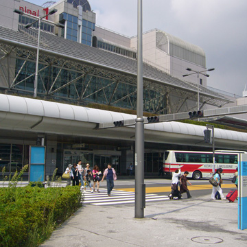 東京都大田区東京国際空港(羽田空港)前写真画像