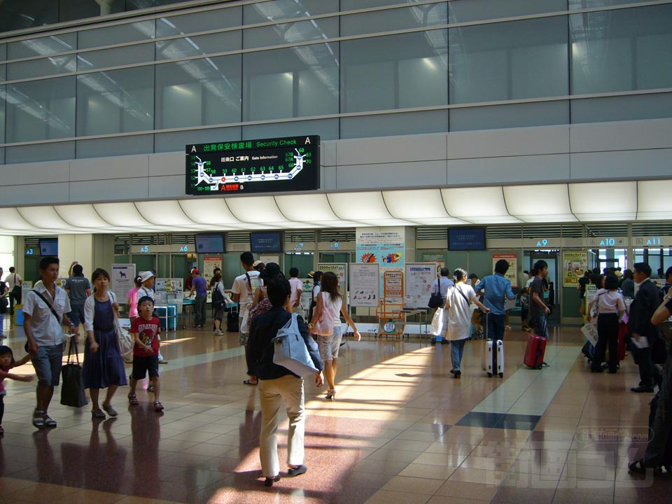 東京国際空港(羽田空港)第2ターミナルビル