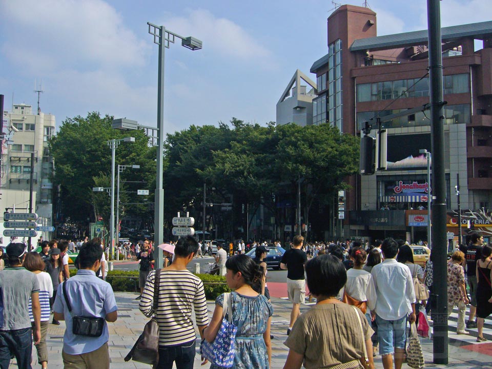 神宮前交差点写真画像