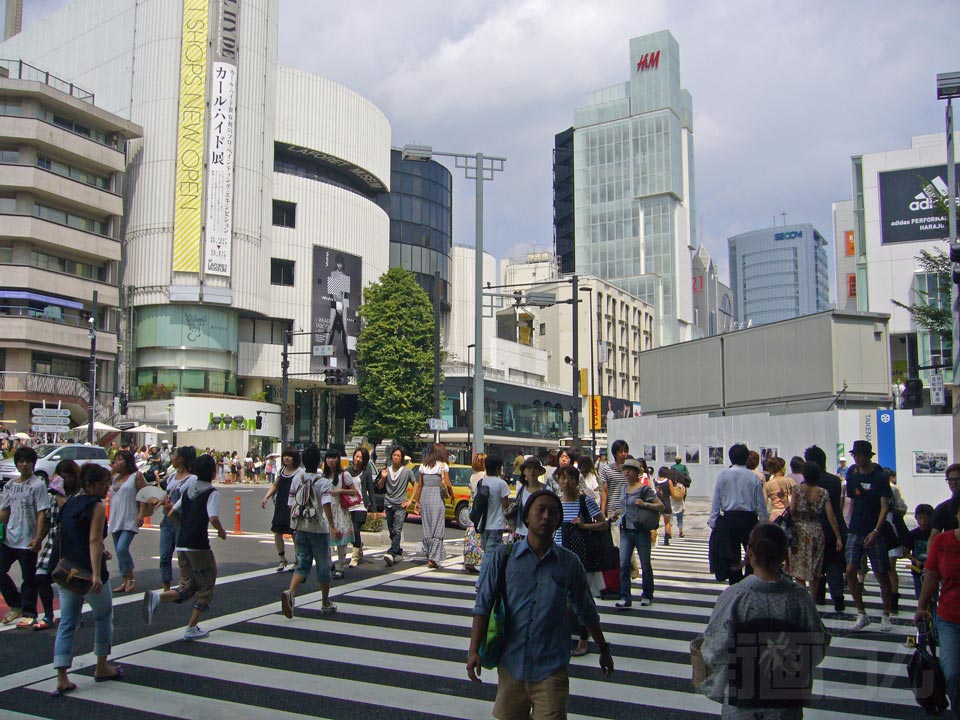 神宮前交差点写真画像