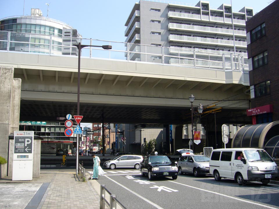 初台