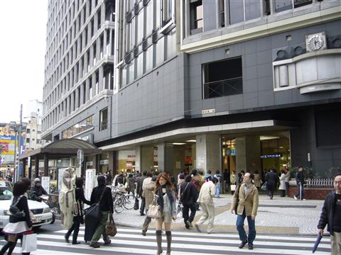 池袋駅西口写真画像