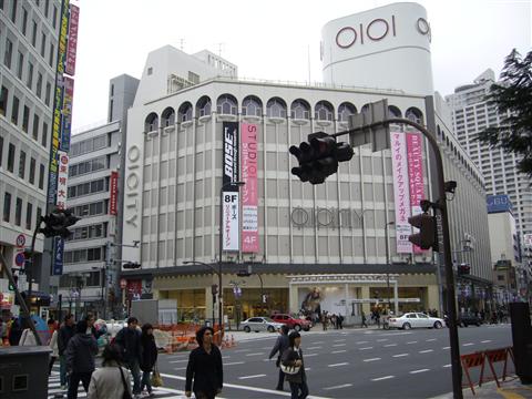 丸井シティ池袋写真画像