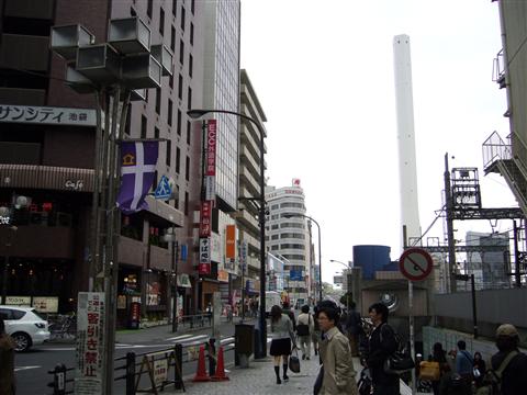 池袋駅西口写真画像