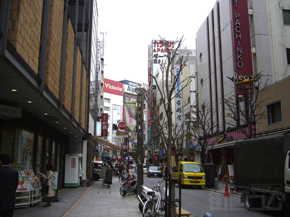 神田すずらん通り